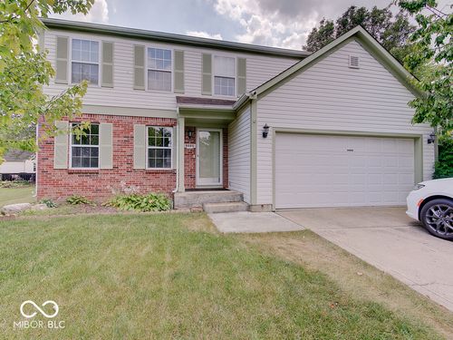 9005 Glass Chimney Ln, Fishers, IN, 46037-9439 | Card Image