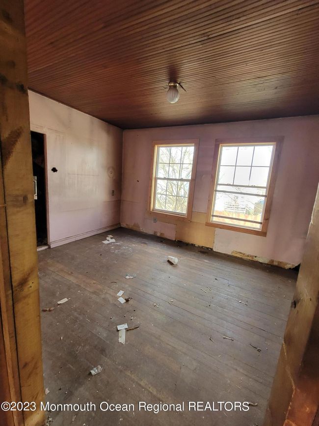 15 Sunset St, House other with 3 bedrooms, 1 bathrooms and null parking in Keansburg NJ | Image 11
