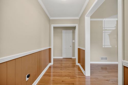 147 Hillbrook Dr, Spartanburg, SC, 29307-3019 | Card Image