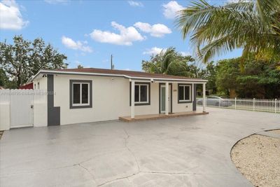 3290 Nw 98th St, House other with 5 bedrooms, 3 bathrooms and null parking in Miami FL | Image 1