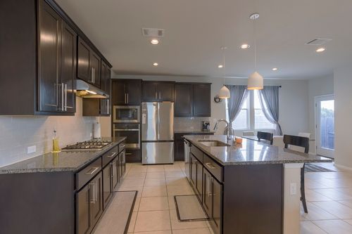 284 Delta Crst, Maxwell, TX, 78656-4418 | Card Image