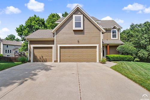 6340 Millridge St, Shawnee, KS, 66218-8992 | Card Image