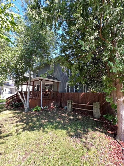415 E Cass St, Albion, MI, 49224-1819 | Card Image