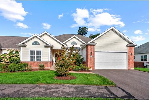 76-76 Jillian Cir, West Hartford, CT, 06107-3143 | Card Image