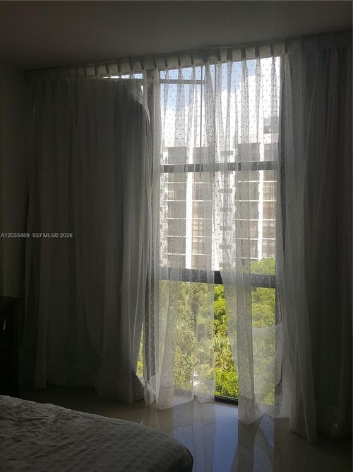 608-16919 N Bay Rd, Sunny Isles Beach, FL, 33160-4253 | Card Image
