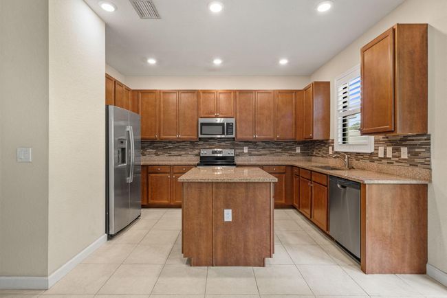 3212 Klays Ct, House other with 5 bedrooms, 3 bathrooms and null parking in Royal Palm Beach FL | Image 4
