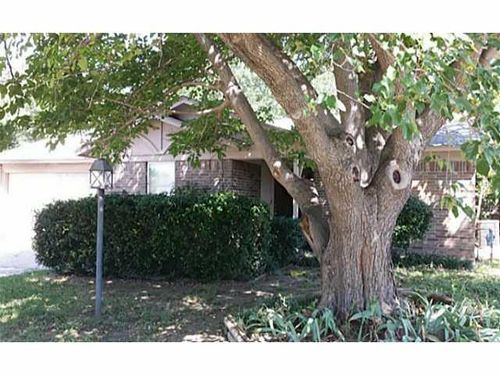 6025 Lindy Ln, Watauga, TX, 76148-3120 | Card Image