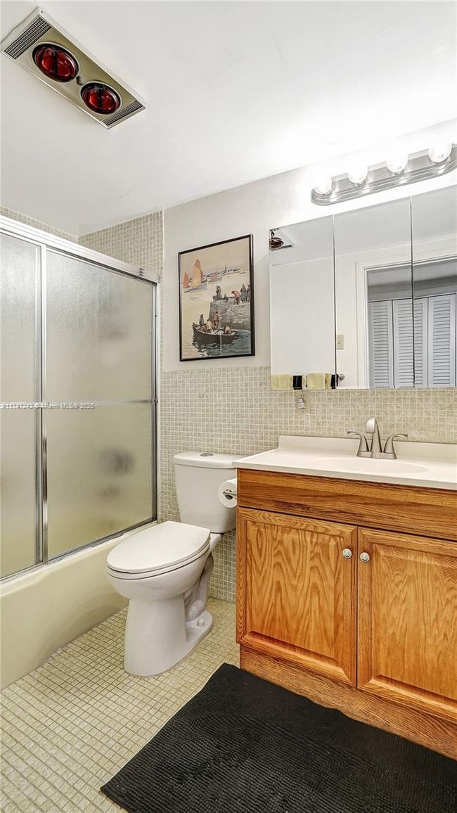 APT-103 - 1101 Hillcrest Ct, Condo with 2 bedrooms, 2 bathrooms and null parking in Hollywood FL | Image 14