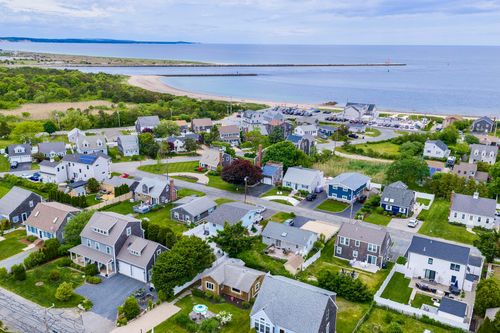 17 Almy Ave, Sandwich, MA, 02563-1915 | Card Image
