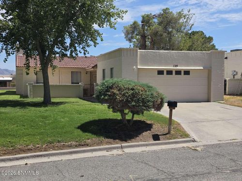 129 Jeweled Mesa Dr, Santa Teresa, NM, 88008-9437 | Card Image