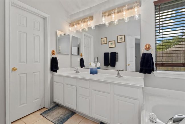 6403 Sagewalk Ct, House other with 3 bedrooms, 2 bathrooms and 2 parking in Spring TX | Image 18