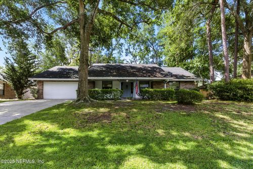 440 Segovia Dr, Fleming Island, FL, 32003-7887 | Card Image