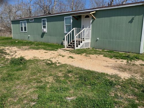 118 Walnut St, Blessing, TX, 77419 | Card Image