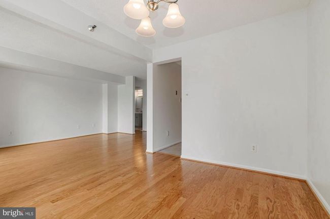 APT-303 - 7401 Westlake Ter, Condo with 1 bedrooms, 1 bathrooms and null parking in BETHESDA MD | Image 9