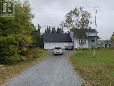 82 Major's St, House other with 4 bedrooms, 3 bathrooms and null parking in Roddickton NL | Image 2