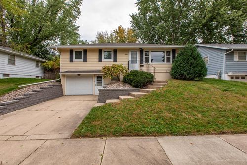 2411 18 1/2 St Nw, Rochester, MN, 55901-0790 | Card Image