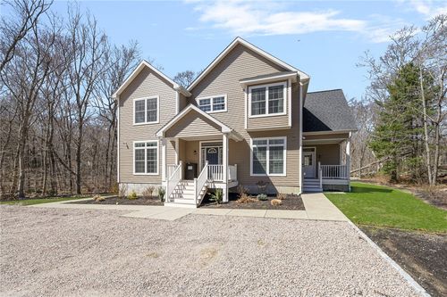 161 Stony Ln, North Kingstown, RI, 02852-3823 | Card Image
