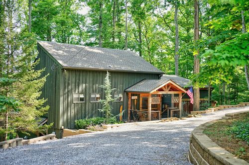 150 Marina View Pt, Smithville, TN, 37166-2250 | Card Image