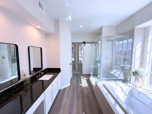 3222 Serene Oak Dr, Sugar Land, TX, 77478-4431 | Card Image