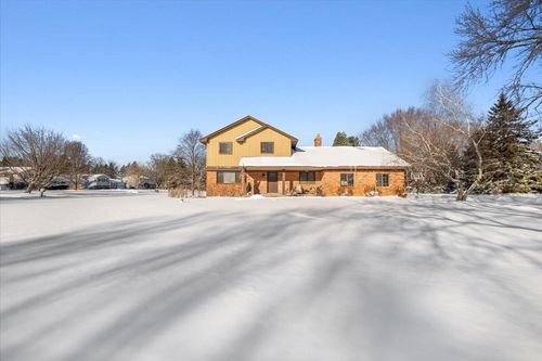 1633 Majon, Highland, MI, 48356-1754 | Card Image
