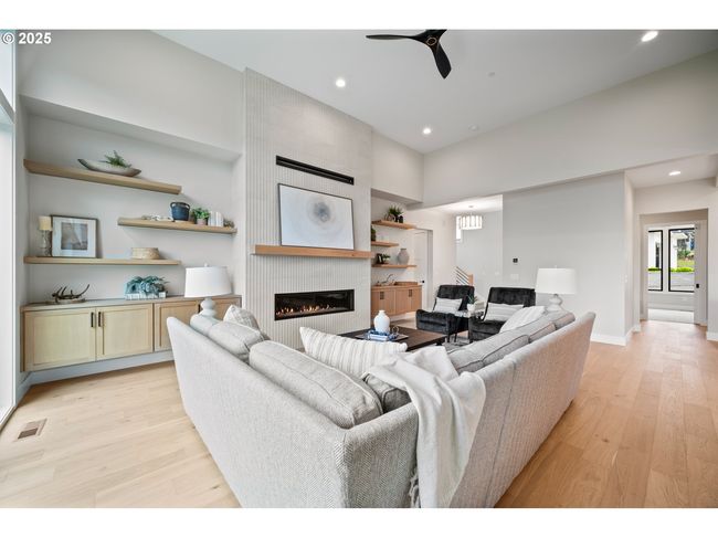Great Room | Image 8