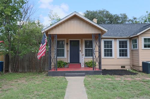 503 S Lewis Ave, Kerrville, TX, 78028-5116 | Card Image