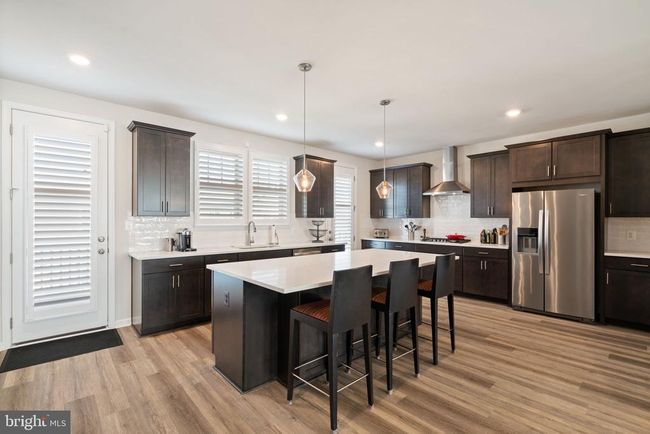 9520 Barnes Loop, Townhouse with 3 bedrooms, 4 bathrooms and null parking in MANASSAS VA | Image 4