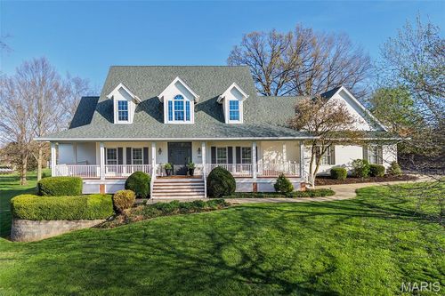 2066 Spring Valley Dr, Washington, MO, 63090-4138 | Card Image