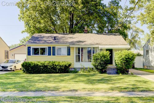 32032 Parkwood St, Westland, MI, 48186-4942 | Card Image
