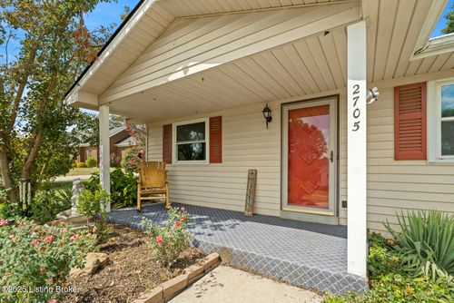 2705 Diana Dr, Sellersburg, IN, 47172-9108 | Card Image