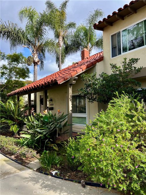 2428 Vista Hogar, Newport Beach, CA, 92660-4000 | Card Image