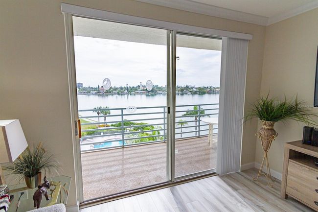 APT-402 - 7974 Sailboat Key Blvd S, Condo with 2 bedrooms, 2 bathrooms and null parking in South Pasadena FL | Image 17