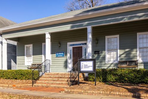 215 9th Street, COLUMBUS, GA, 31901-2711 | Card Image