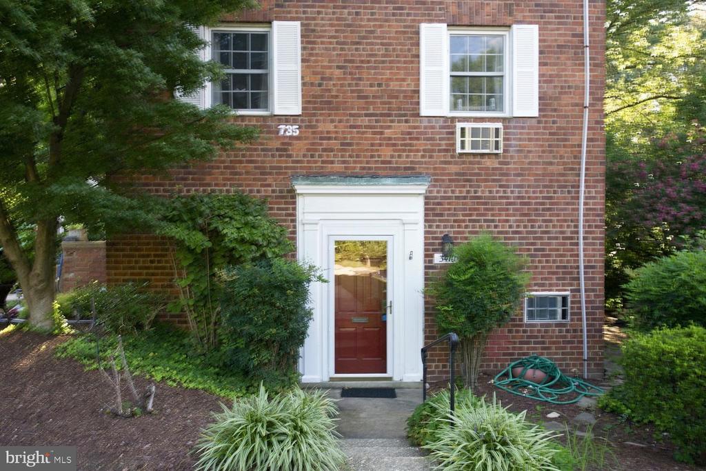 Residential in ALEXANDRIA 2