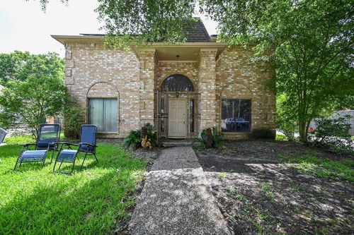 11811 Braesridge Dr, Houston, TX, 77071-2607 | Card Image