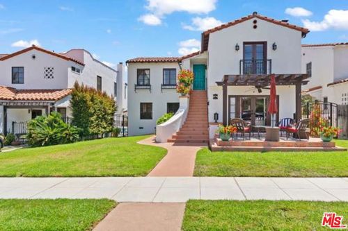 1-284 1/2 Granada Ave, Long Beach, CA, 90803-5520 | Card Image