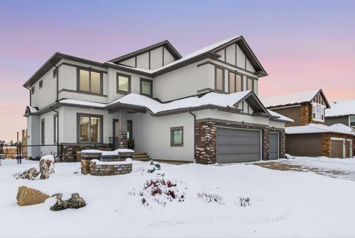 102 Ranch Rd, Okotoks, AB, T1S0K8 | Card Image