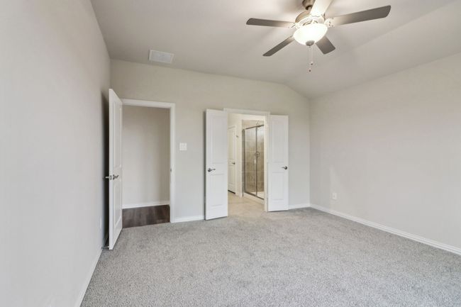 Photo is not of the actual home, but is an inspirational photo of builder’s model home and may depict options, furnishings, and/or decorator features that are not included. | Image 33