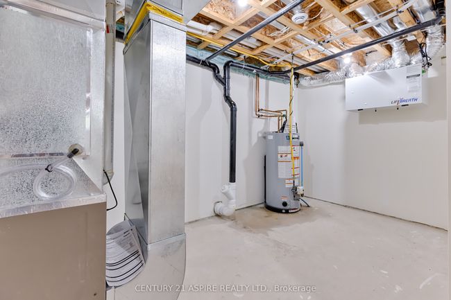 94C Frontenac Cres, House attached with 3 bedrooms, 3 bathrooms and 1 parking in Deep River ON | Image 39