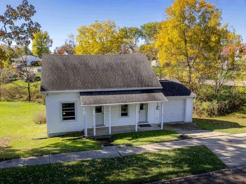 825 Mill St, Hillsboro, WI, 54634-4233 | Card Image