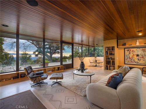 7 Cinchring Rd, Rolling Hills, CA, 90274-5009 | Card Image