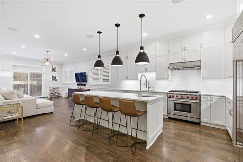 1-850 W Lill Ave, CHICAGO, IL, 60614-2310 | Card Image