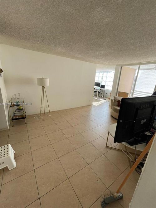 apt-309-9460 Live Oak Pl, Davie, FL, 33324-4783 | Card Image
