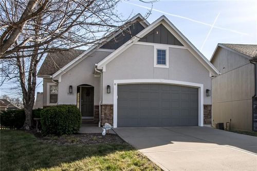 21723 Massa Cir, Peculiar, MO, 64078-7819 | Card Image