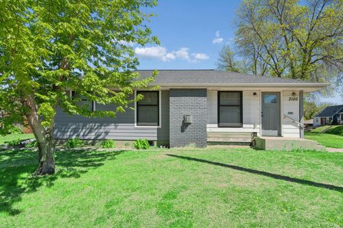 3100 W 55th St, Edina, MN, 55410-2400 | Card Image