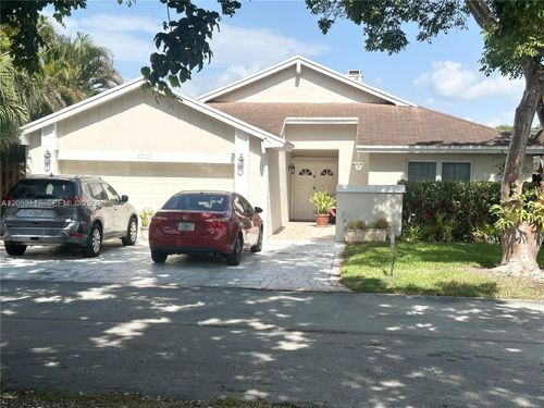 5030 Sw 149th Pl, Miami, FL, 33185-4053 | Card Image