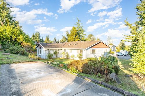 12707 89th Place Ne, Kirkland, WA, 98034 | Card Image