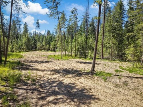 305XX N Cleveland Rd, Deer Park, WA, 99006 | Card Image