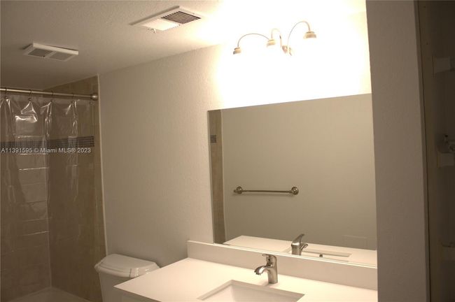 APT-3203 - 2826 S University Dr, Condo with 1 bedrooms, 1 bathrooms and null parking in Davie FL | Image 17