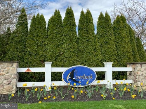 1286 Fairview Cir, Stewartsville, NJ, 08886-2924 | Card Image